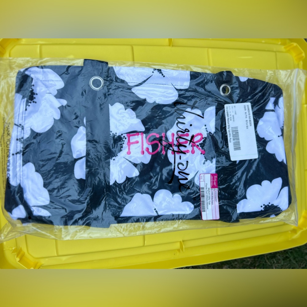 Medium utility tote